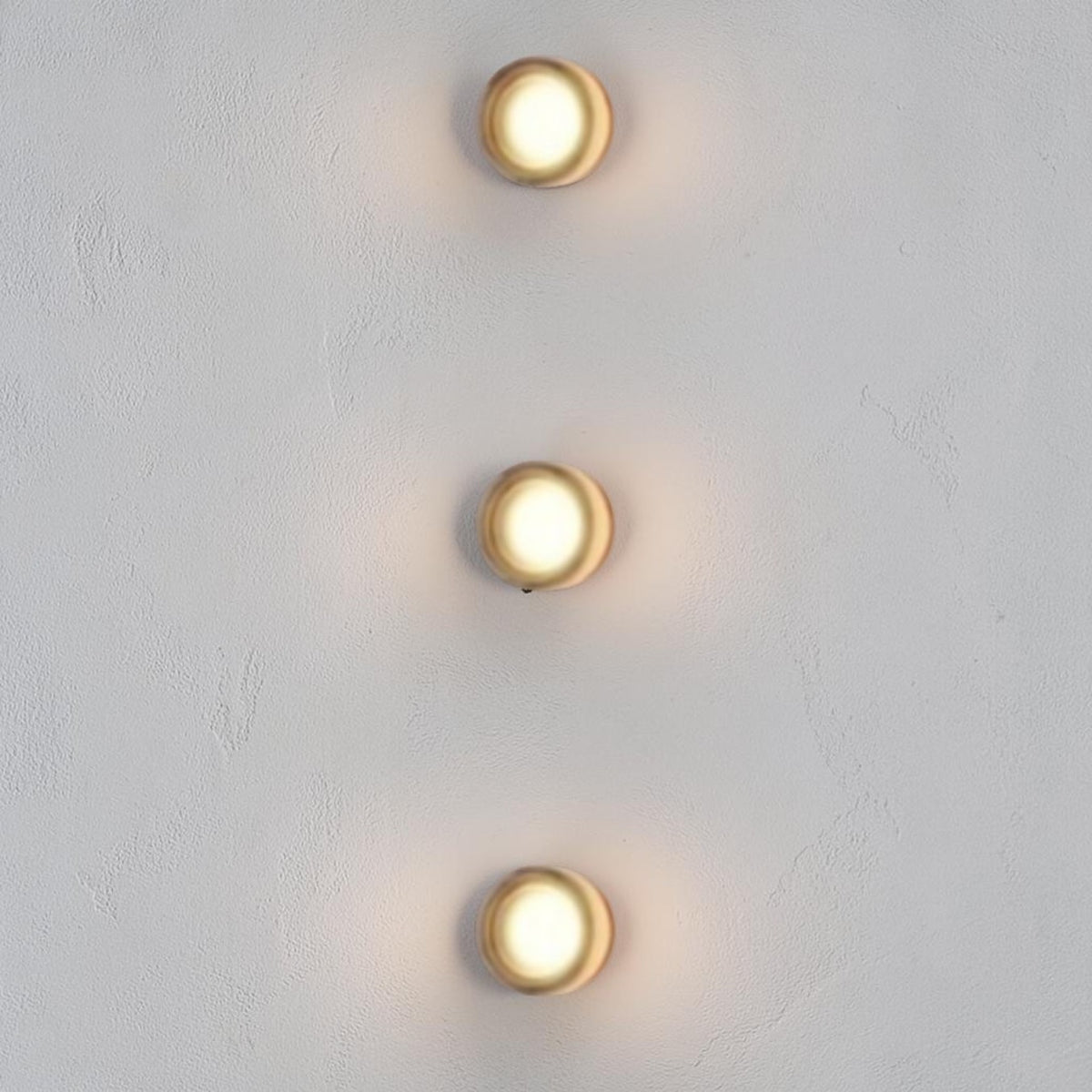 Dimple Glow Wall Light